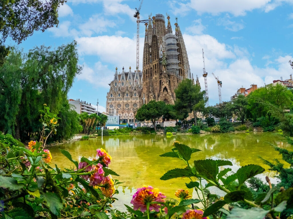 Ekspres İspanya Turu - Pegasus HY ile 4 Gece (MAD-BCN) (Light Paket)	