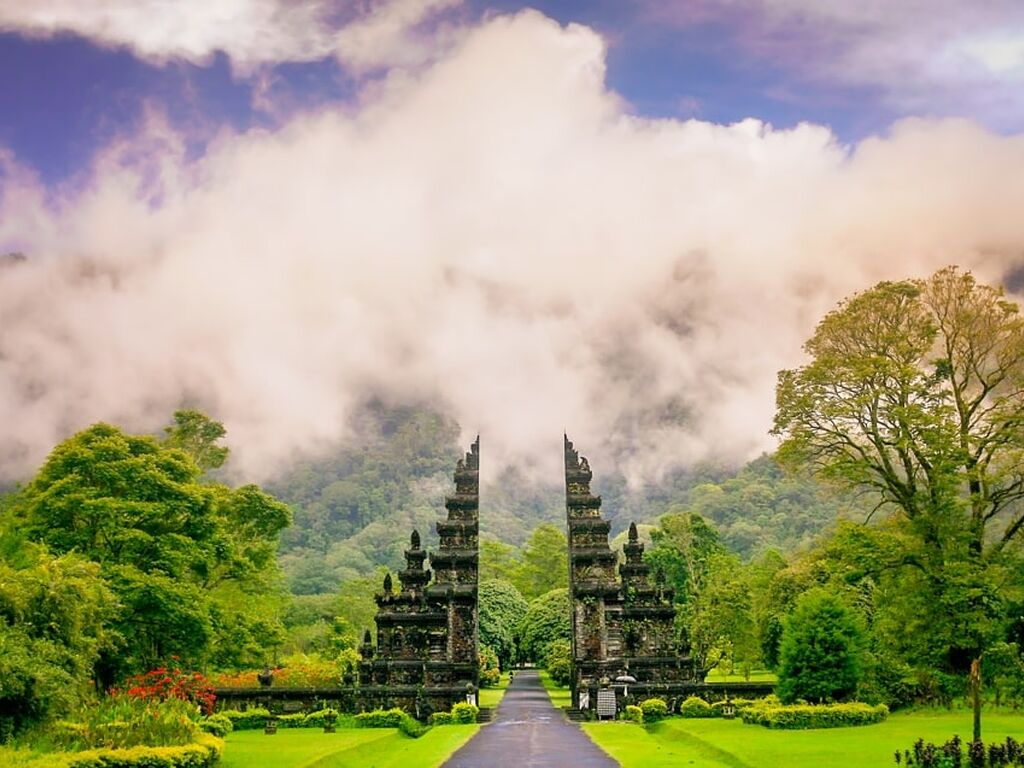 Kuala Lumpur & Singapur & Bali Turu Rotası - THY ile 8 Gece