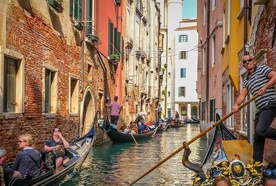 Maxi İtalya Turu - AJet HY ile 7 Gece (BGY-FCO)